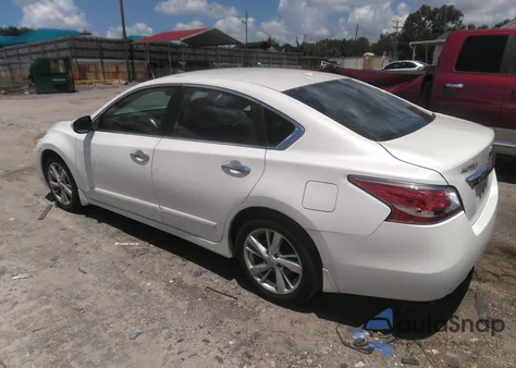 2015 Nissan Altima 2.5 Sl z USA, uszkodzony, nr VIN 1N4AL3AP2FC431509